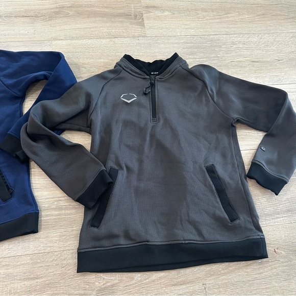 Evoshield gray and blue 1/4 zip pullovers - Picture 5 of 9